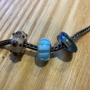 Set of 3 glass Trollbeads